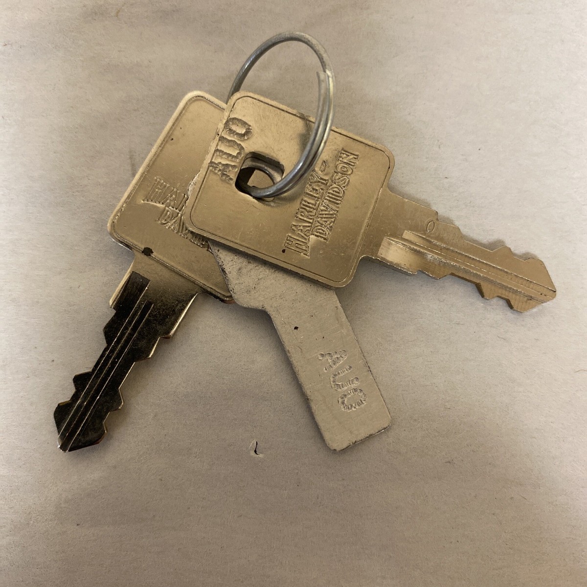 HD Ignition Keys For '91-'11 XL & '93-'94 FX Models PN #71451-94A