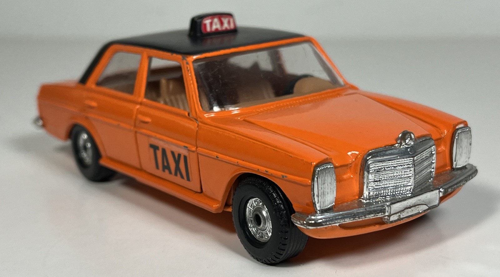 Schuco Iso Isetta Open Roof 1960 1:18 411