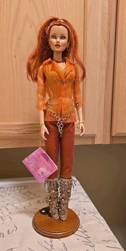 2003 PARADISE GALLERIES Butterfly Splendor KOKO 17" Doll