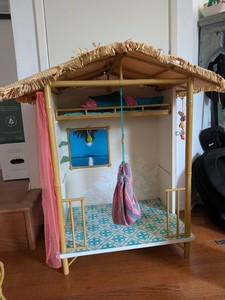 American Girl Doll Lea's Rainforest Tree House Hut Tropical Retired 2016 Tiki