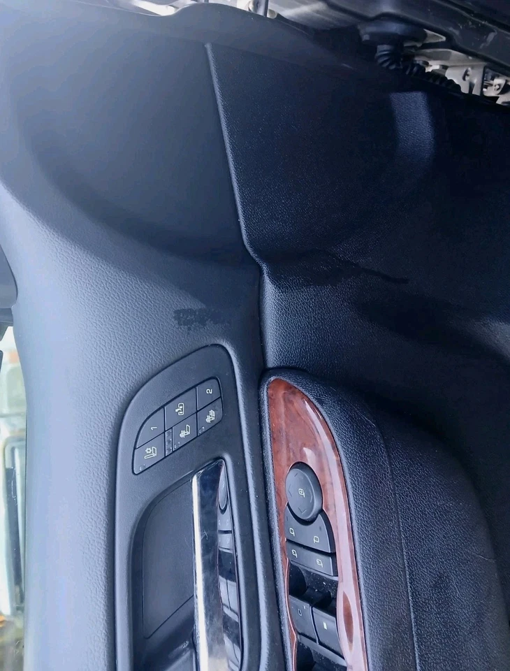 2010-2013 GMC Yukon Denali Escalade Front Left Side Driver Door Panel Black - Image 3 of 4