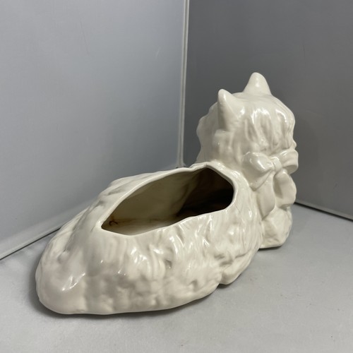 Vintage White Kitty Cat Planter Ceramic Pink Nose Laying Kitten Hand Painted - Picture 5 of 15
