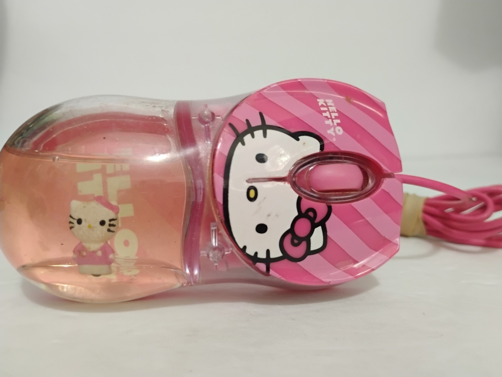 Hello Kitty Liquid Fill Computer Mouse Pink Lights Up Vintag
