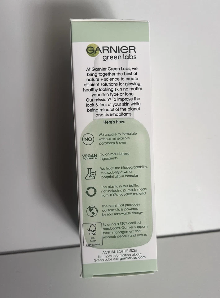НОВАЯ осветляющая сыворотка-крем Garnier Green Labs для веганов сосны - Изображение 2 из 4