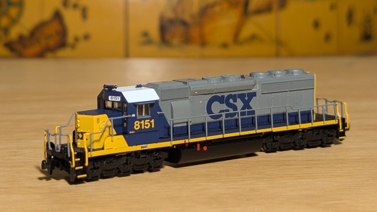 AZL CSX SD40-2 WHITE ROOF LOCOMOTIVE Z SCALE CHESSIE SEABOARD | eBay