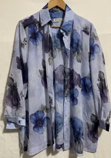 Liz Davenport collared button down blue crinkle floral blouse size One Size.