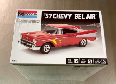MONOGRAM '57 CHEVY BEL AIR CLASSIC CRUISER MODEL-KIT 1:24 SCALE
