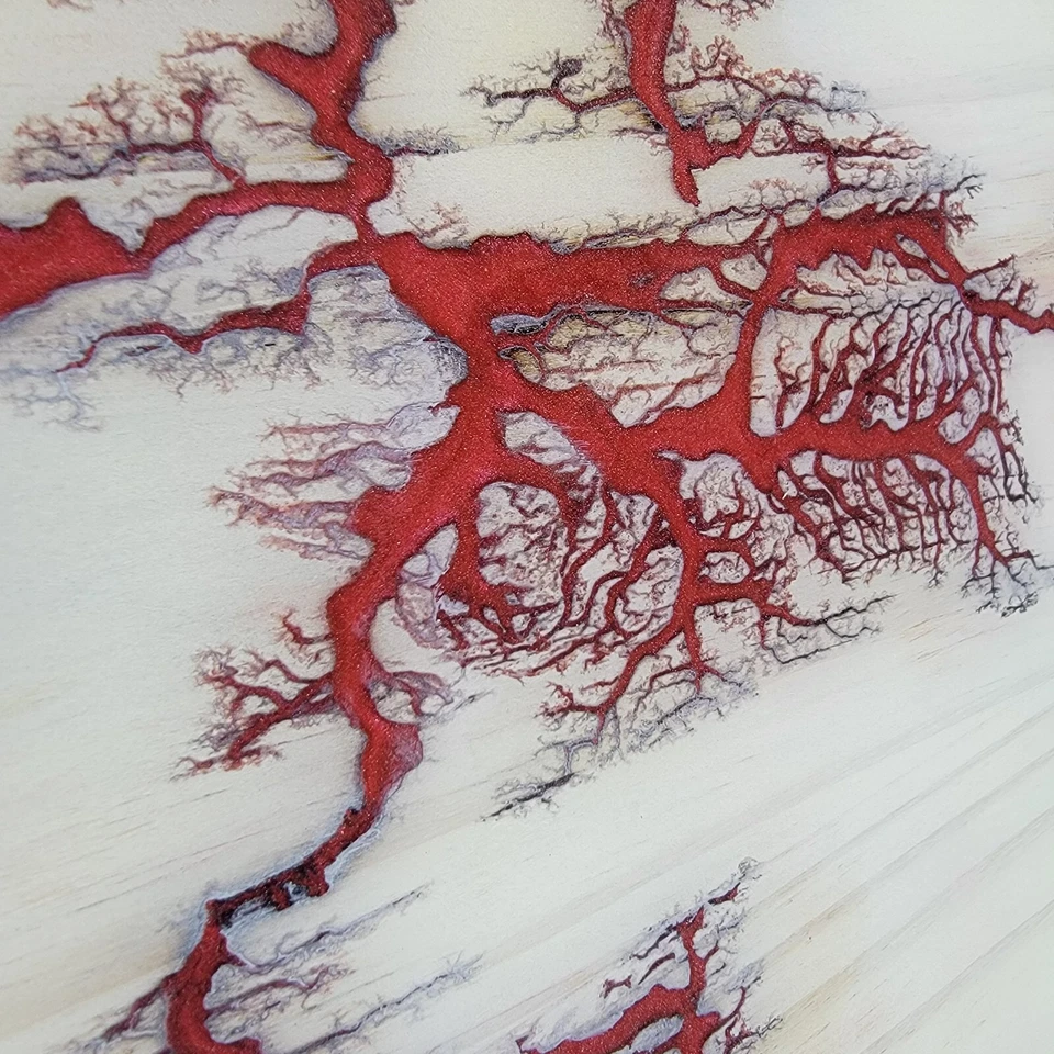 18 Inch Handcrafted White Lazy Susan with Red Fractal Inlay - Image 2 of 4