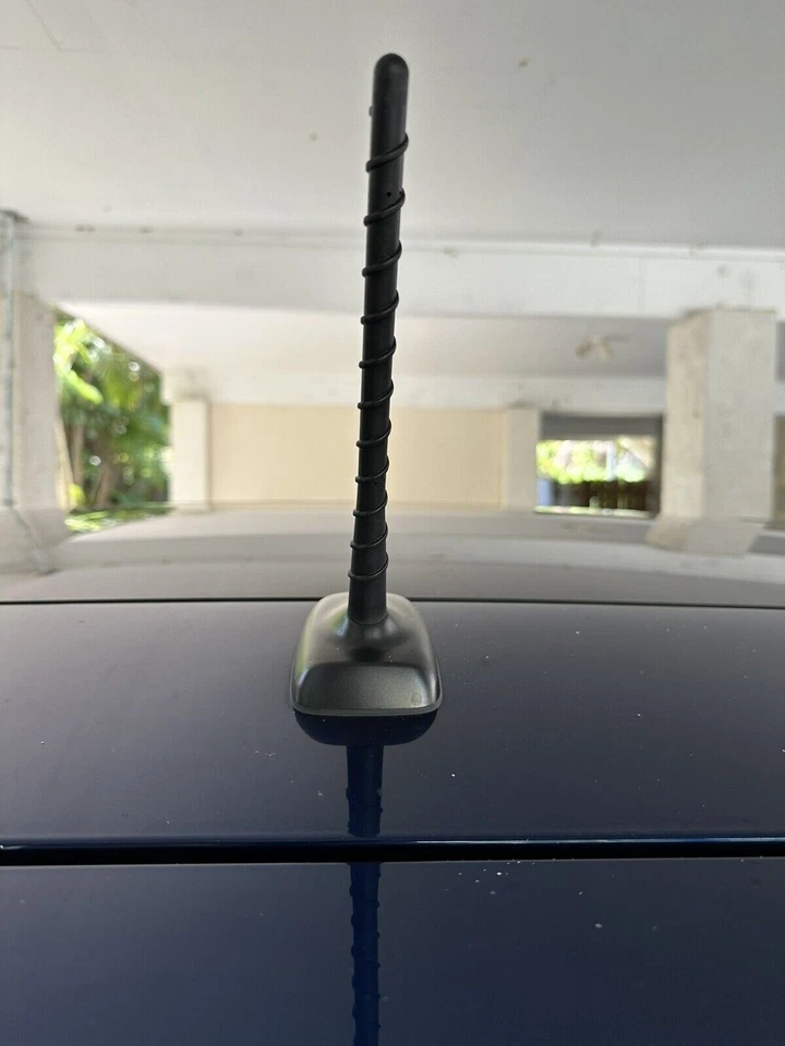 Mástil de antena espiral de goma corto de 7" radio AM/FM para TOYOTA PRIUS V 2012-2017 nuevo Foto 3 de 4