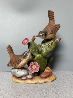 RARE 1997 Porcelain Maruri Songbird Serenade Wren Pair with Cactus Figurine