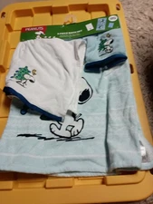 PEANUTS Bathroom Set 3 Pieces NWT Holiday Christmas Snoopy B