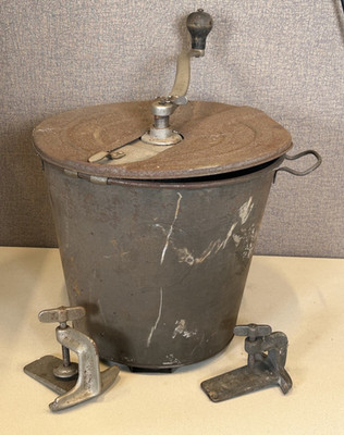 Antique Universal Bread Maker No. 8 Dough Mixer Landers Frary & Clark 1904