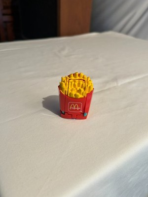 1987 McDonald's Changeables transforming robot a container of French fries T-407