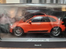 Minichamps 1/43  Macan S 85980