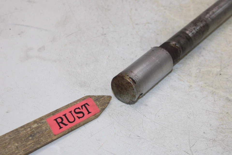 Yamaha XS850 1980 OEM LLANTA DELANTERA EJE PIVOTE PERNO Foto 4 de 4