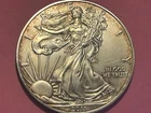 2011 American Silver Eagle . 1 Ounce .999 Pure Silver , Beautiful BU