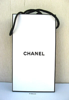 Chanel 2 x Small Gift Bags Small size ( 18x 10 x 2cms) New