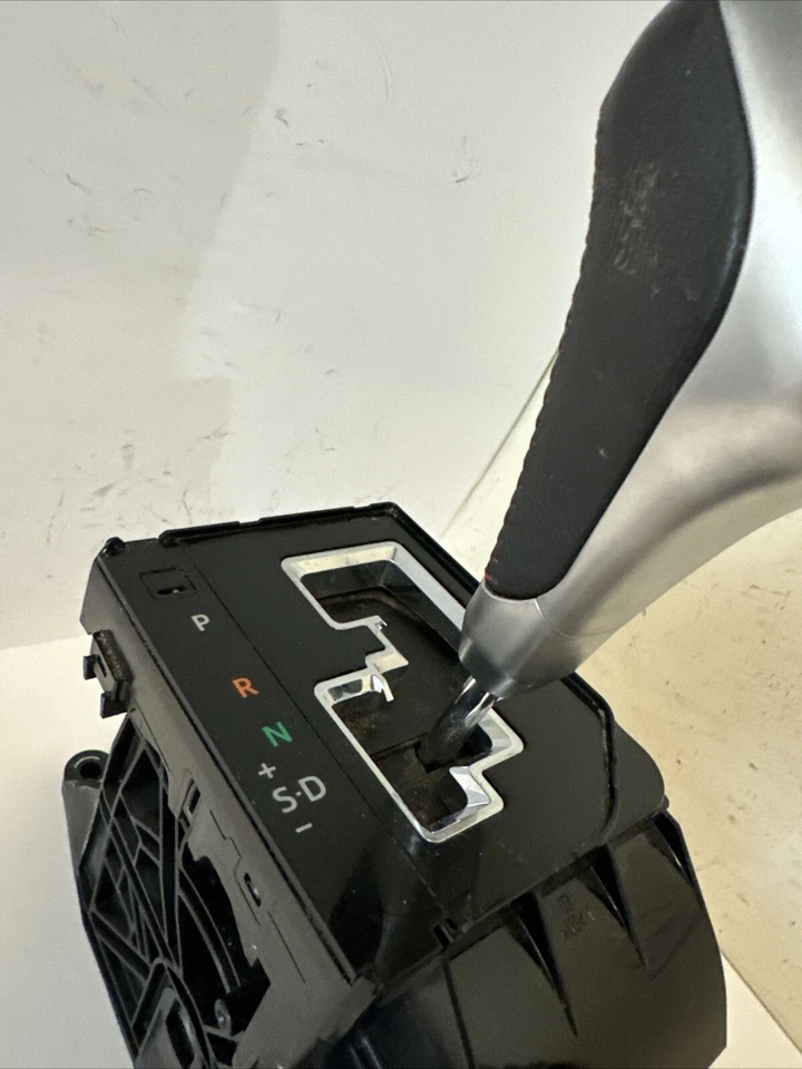 2018 TOYOTA TUNDRA AUTOMATIC TRANSMISSION GEAR  SHIFTER ASSY OEM - Изображение 3 из 4