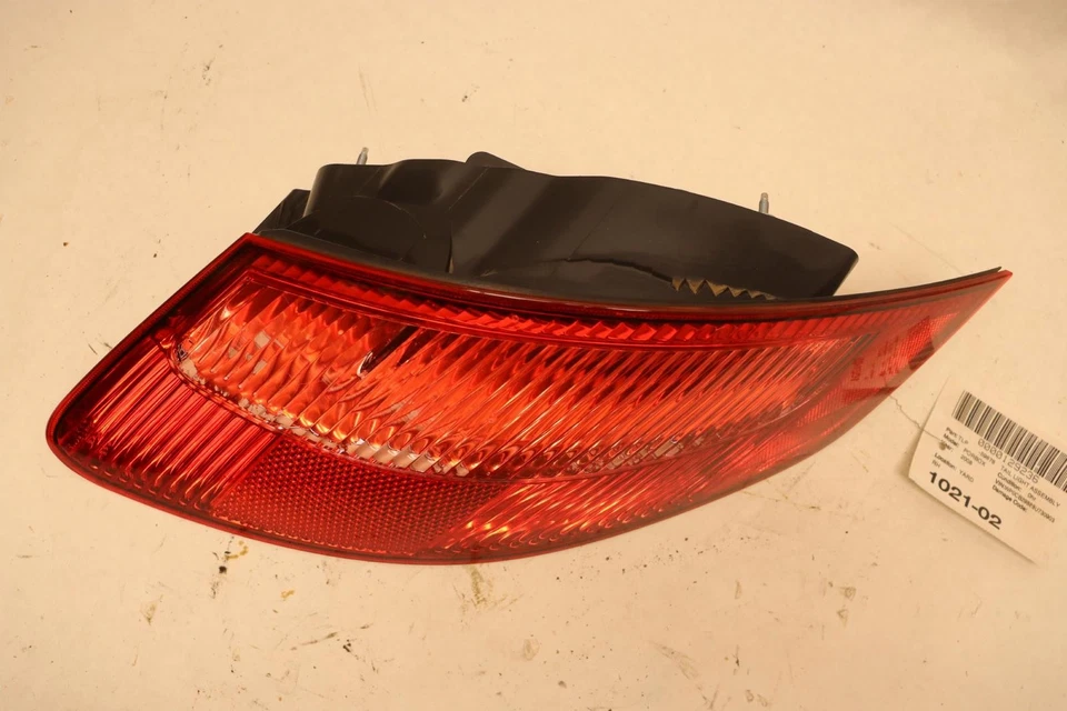 2005-2008 PORSCHE BOXSTER REAR RIGHT PASSENGER SIDE TAIL LIGHT BRAKE LAMP OEM - Image 4 of 4