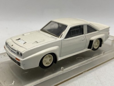 VITESSE Opel Manta 400 Rally Stradale Road Car 1:43 Diecast Modelcar