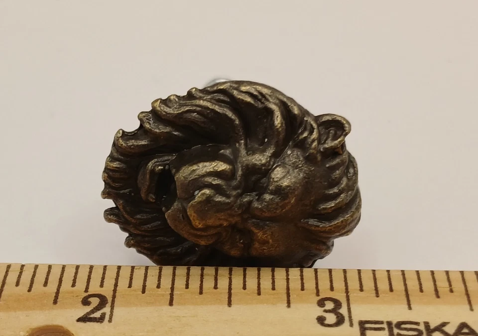 Brass Lions Head Drawer Pulls Small One Inch X 1 inch - Image 3 of 3