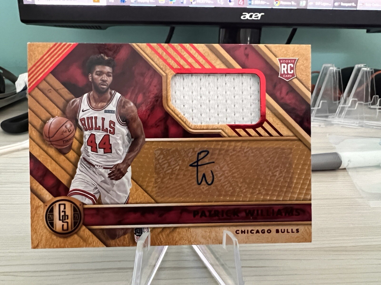 2020 Panini Chronicles Gold Standard Jersey Patrick Williams Rookie Auto RC