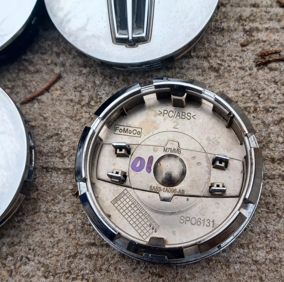 Lincoln MKS MKT MKX MKZ center cap set of 4 2009-2013 chrome, p/n 8A53-1A096-AB - Image 3 of 3