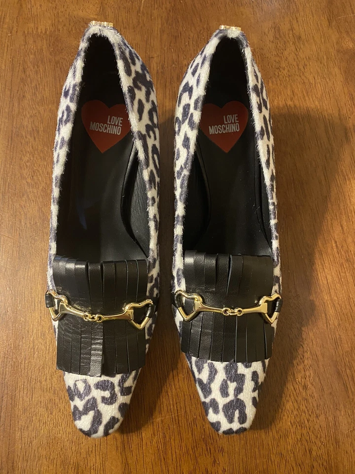 NEW Love Moschino White Leopard Print Mid Heel Pump Size 36 US 6 Italy MSRP 269 - Image 3 of 4