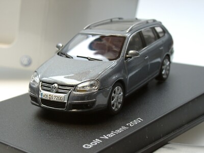 AUTOart VW Golf V Variant, 2007, grau met.  - D7X - 1:43