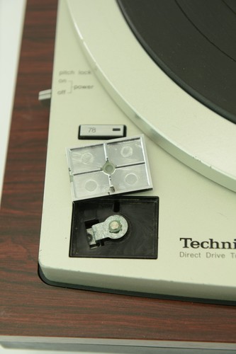 Rare Technics SP-15 Turntable W/ SH-15B2 Base & ATP12T Tonearm - Great Working!! - Picture 4 of 23
