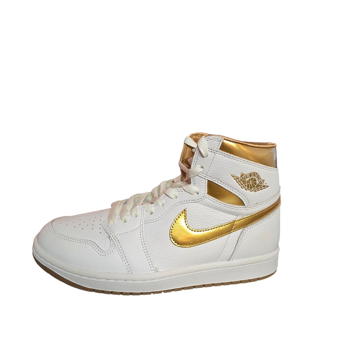 Nike Air Jordan 1 Retro High OG Metallic Gold White Womens Nike Air Jordan 1 Retro High OG Metallic Gold White Womens