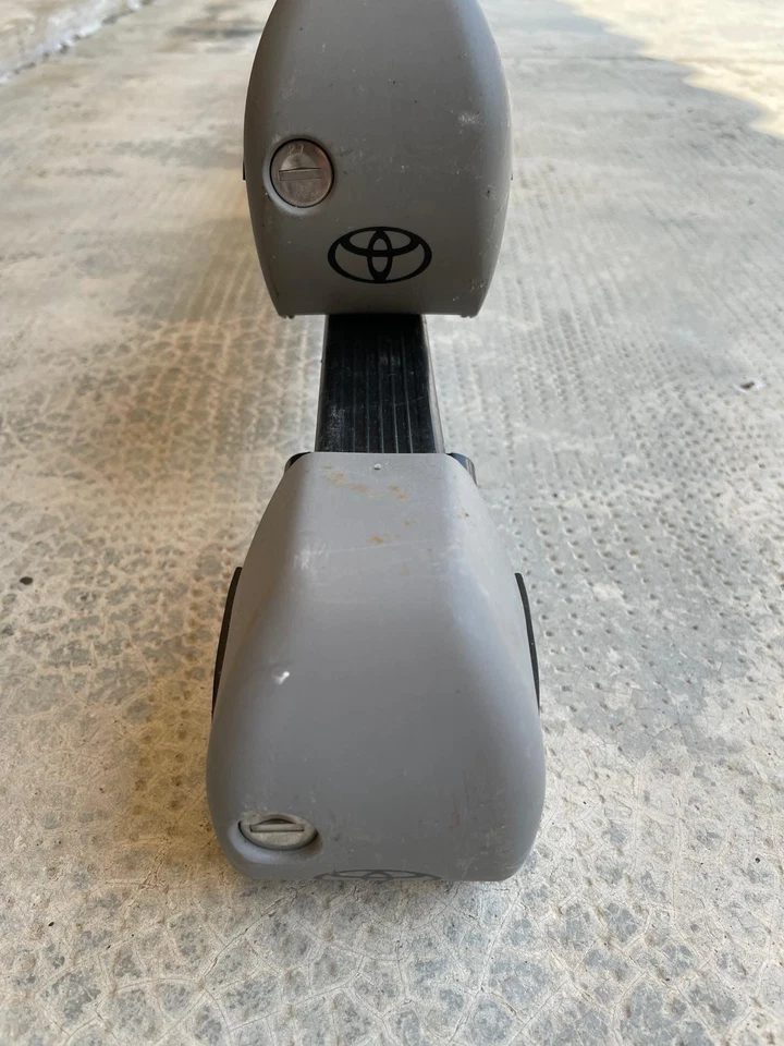 Barre originali portapacchi per Toyota Yaris Verso o compatibili - Immagine 2 di 3