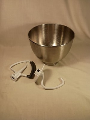 KitchenAid 4 1/2 Quart Mixing Bowl Dough Hook And Flex Edge Beater K45