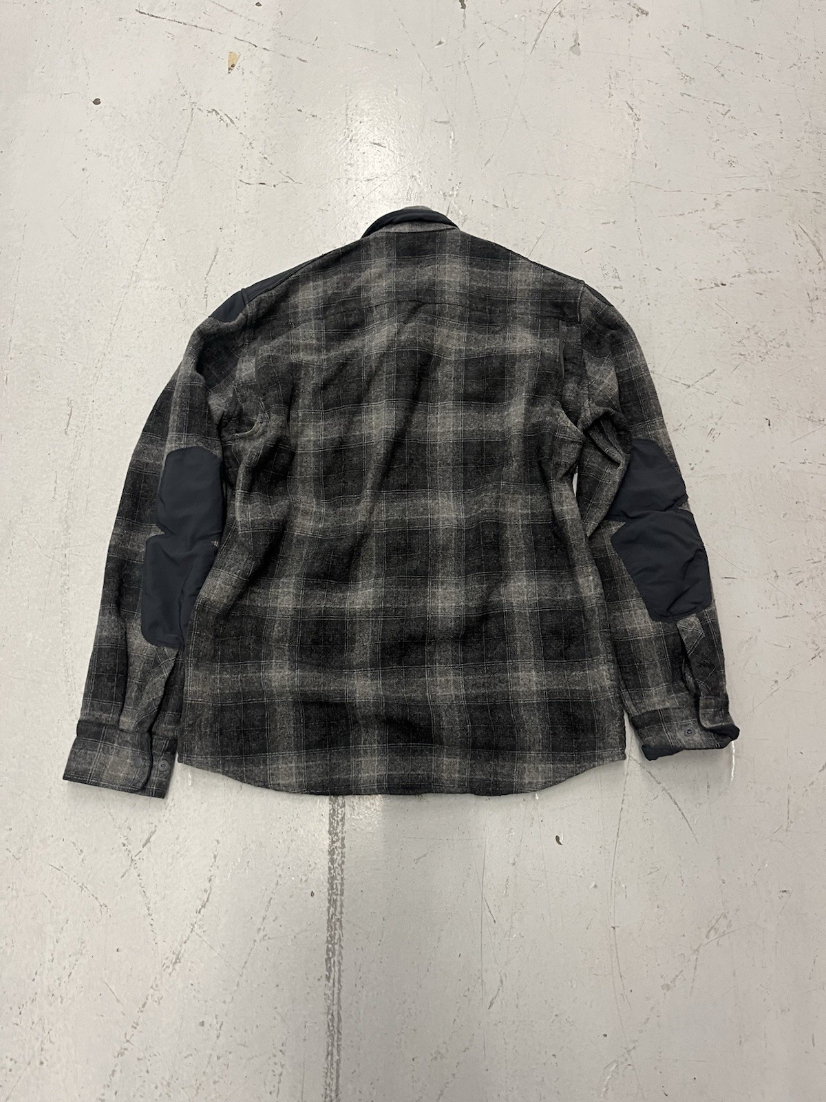 Kitsbow Pendleton Icon Snap Button Flannel Wool S… - image 9