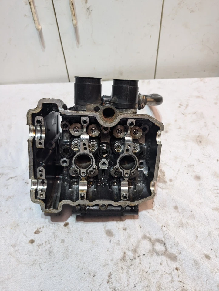 92-07 KAWASAKI NINJA 250R EX250-F OEM ENGINE TOP END CYLINDER HEAD - Imagem 3 de 4