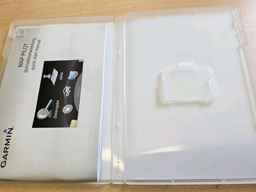 GENUINE MERCEDES-BENZ C-CLASS SALOON W205 2014-2018 OWNERS MANUAL HANDBOOK PACK - Picture 10 of 11