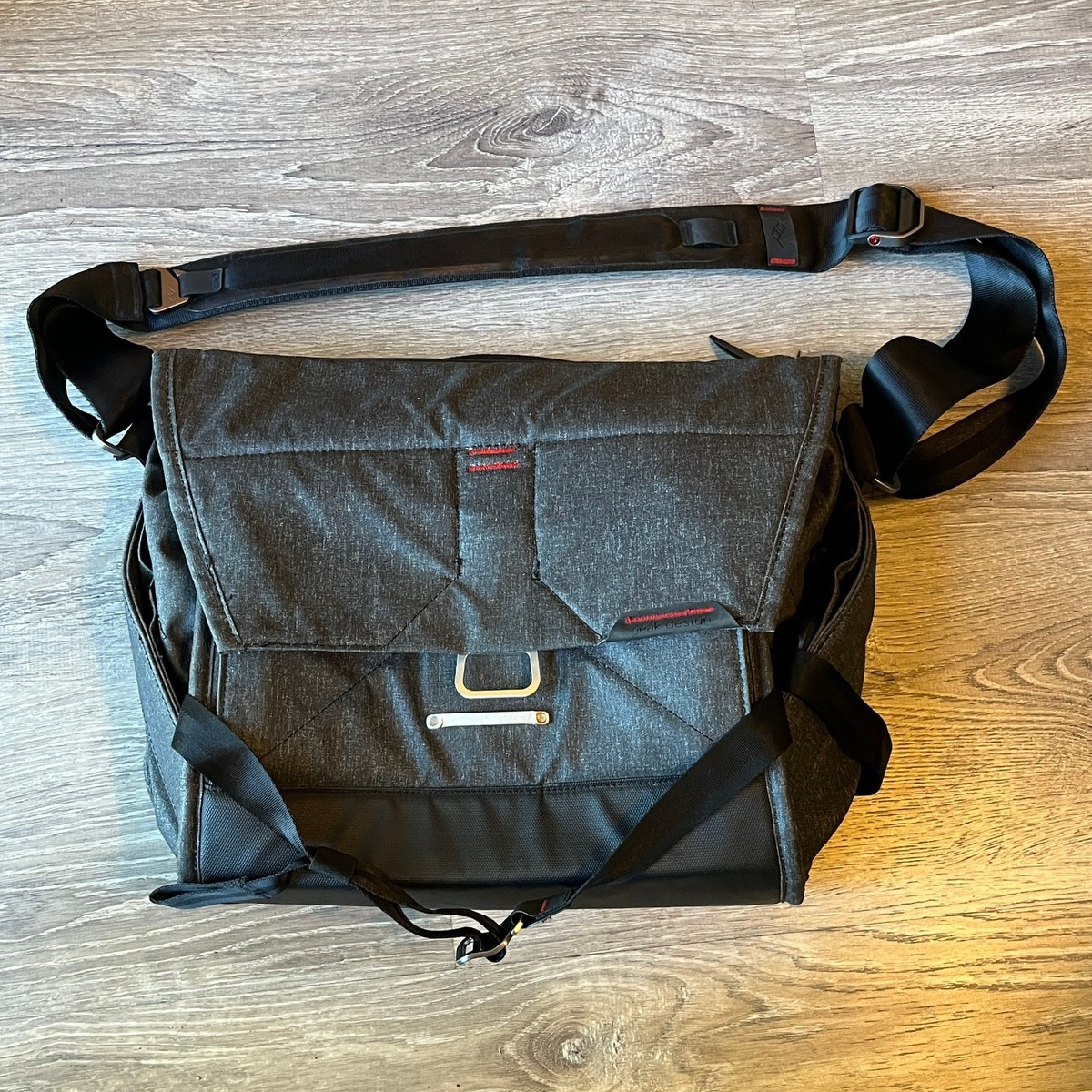 その他 Peak Design Everyday Messenger Bag 13 V1 Everyday Messenger | Peak Design Official Site