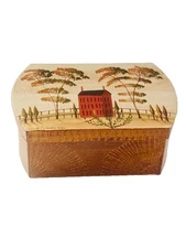 Primitive Americana Style Hand painted Faux Wood Folk Art Box Elsie M DiCassio