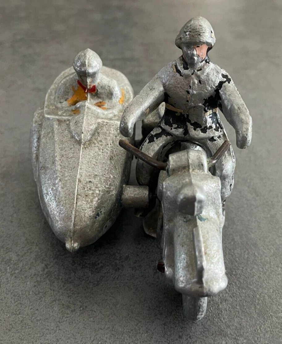 Figurine Moto Aludo Cofalu Quiralu - Personnage Civil Français (Occasion)