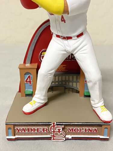 Yadier Molina St Louis Cardinals Career Stats Bobblehead Limited Edition #404 - Picture 3 of 13