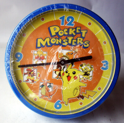 RARE VINTAGE 90's POKEMON POCKET MONSTERS PIKACHU WALL QUARTZ