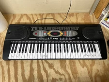 Hamzer 61-Key Electronic Keyboard Digital Music Piano, 200 Timbres, 128 Rhythms