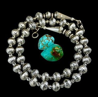 20" Navajo Pearl STAMPED ARROW NECKLACE 8MM BENCH BEAD Vintage Squash STERLING