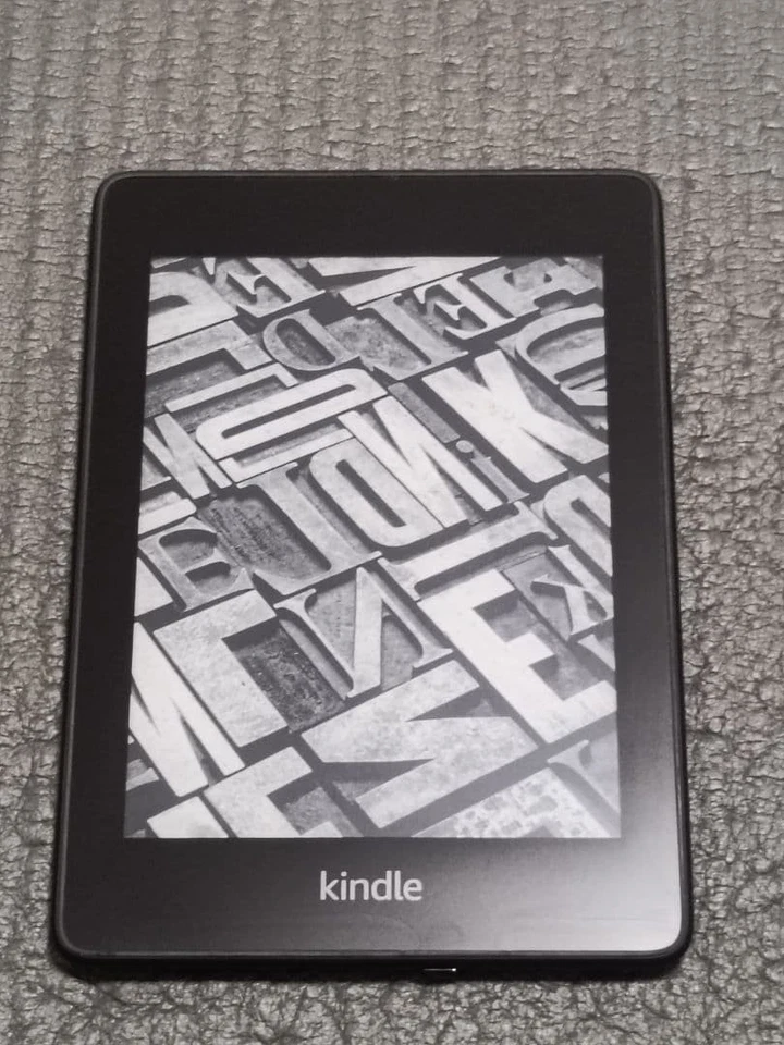Kindle Paperwhite Amazon 10th Generation 32GB Wi-Fi 6in Black Used Japan - Image 2 of 3