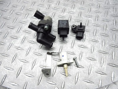 2006 06-07 Honda CBR1000 RR Air Intake Pressure Temp MAP Sensor Valve Solenoid
