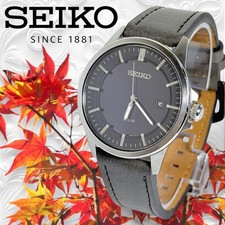 SEIKO V147 Solar Wristwatch 3 Hand Timepiece Silver Round Men Genuine