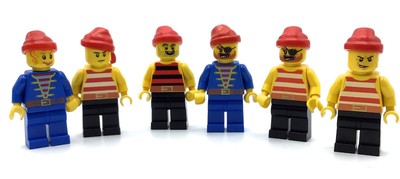 lego pirate people