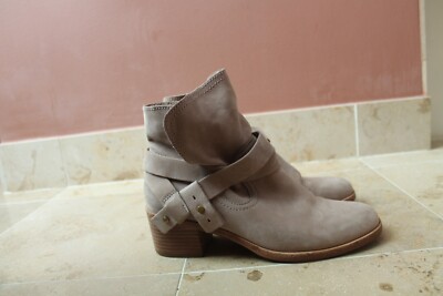 Ugg Elora Sahara Beige Suede Leather Ankle Boots Size Foldover
