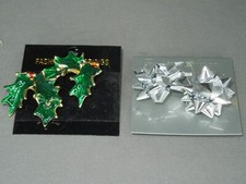 2 Pairs of Christmas Holly and Bow Pierced Earrings New F