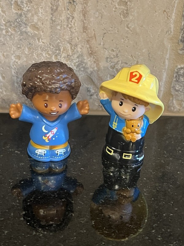 Fisher~Price Little People Lot of 2